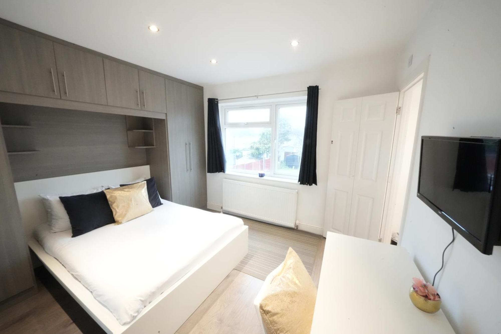 Grand Airport Ensuites Harmondsworth Exterior foto